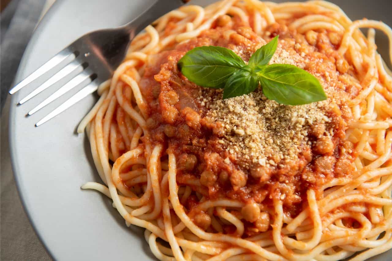 Cover image for Vegane Linsenbolognese