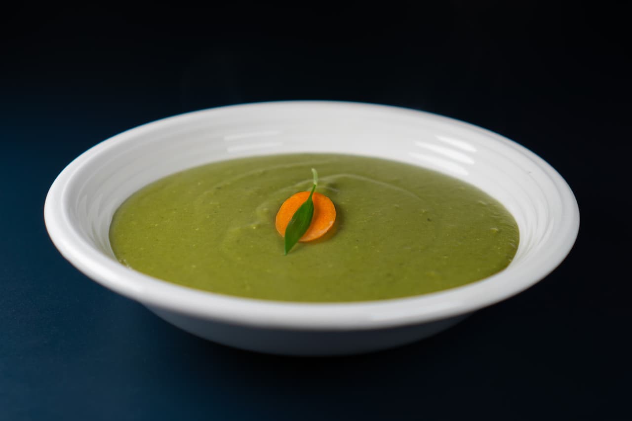 Bärlauchcremesuppe mit Linsen